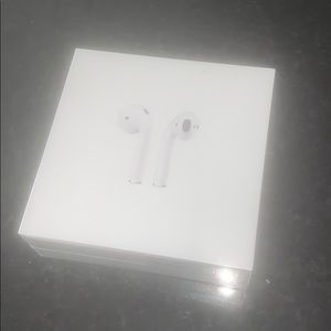AirPods
